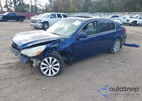 2010 Subaru Legacy 2.5I Limited z USA, uszkodzony, nr VIN 4S3BMBK69A3217847